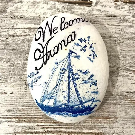 Apartment Graffiti *