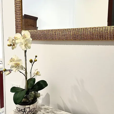 Apartment Graffiti *